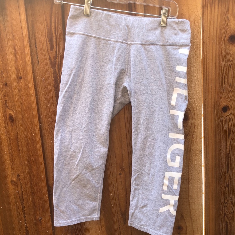Tommy Hilfiger capri pants